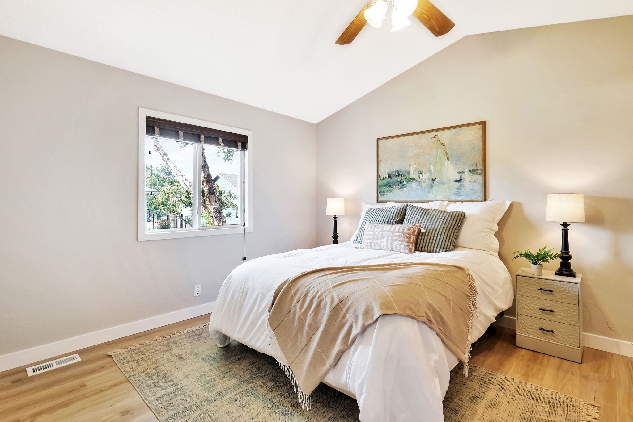 Wichita, Kansas 67209, United States, 5 Bedrooms Bedrooms, ,3 BathroomsBathrooms,Residential,Pending,52554