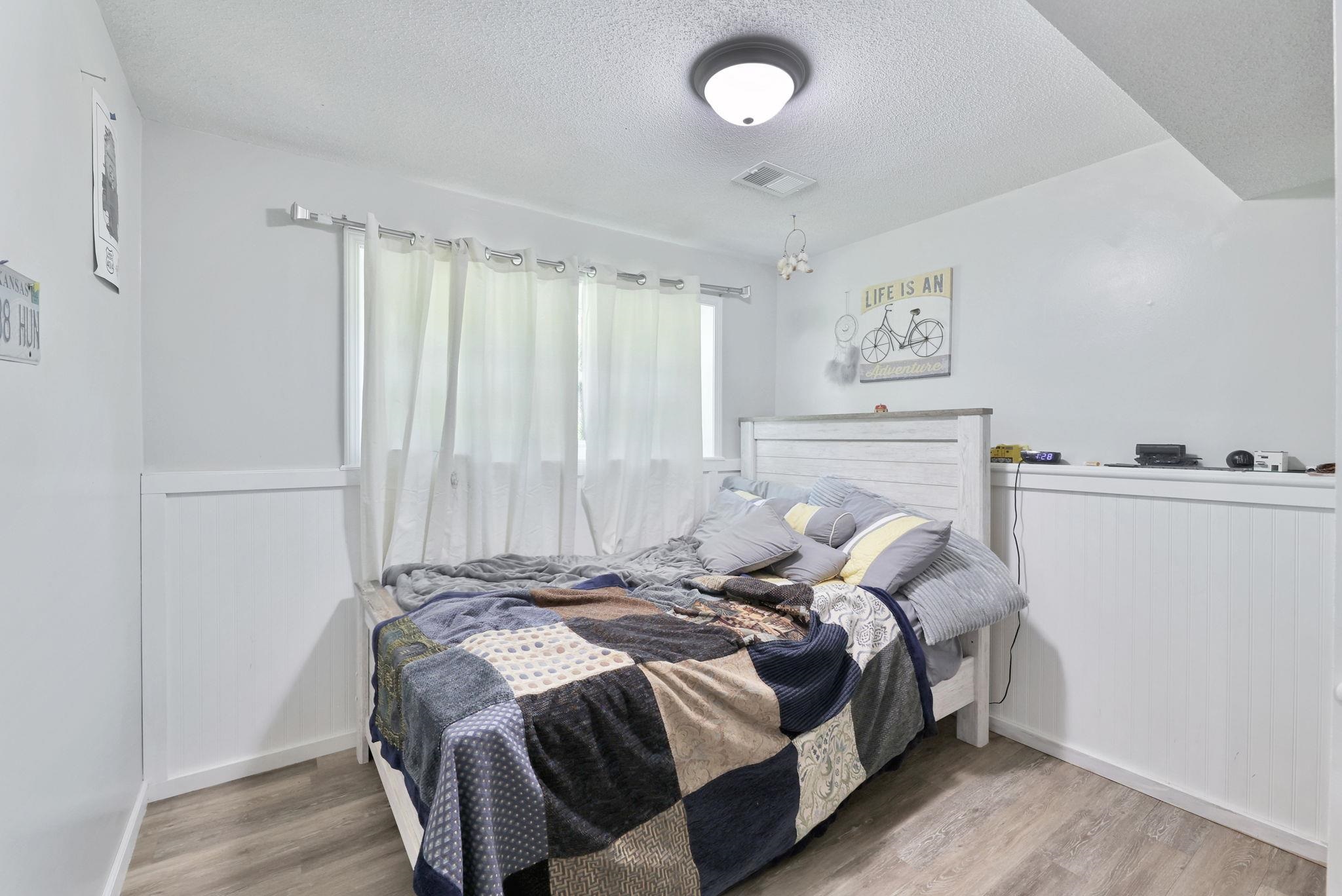 200 S Lauber Ln, Derby, Kansas image 28