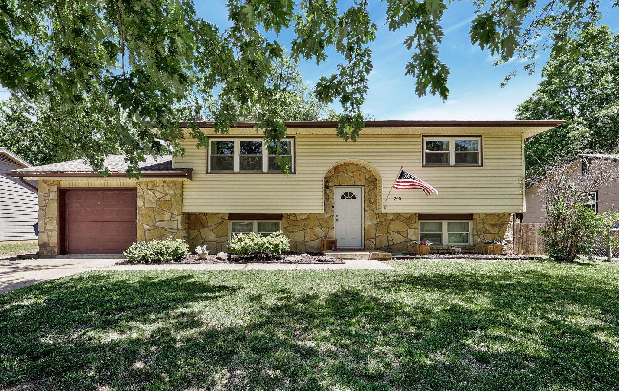200 S Lauber Ln, Derby, Kansas image 1