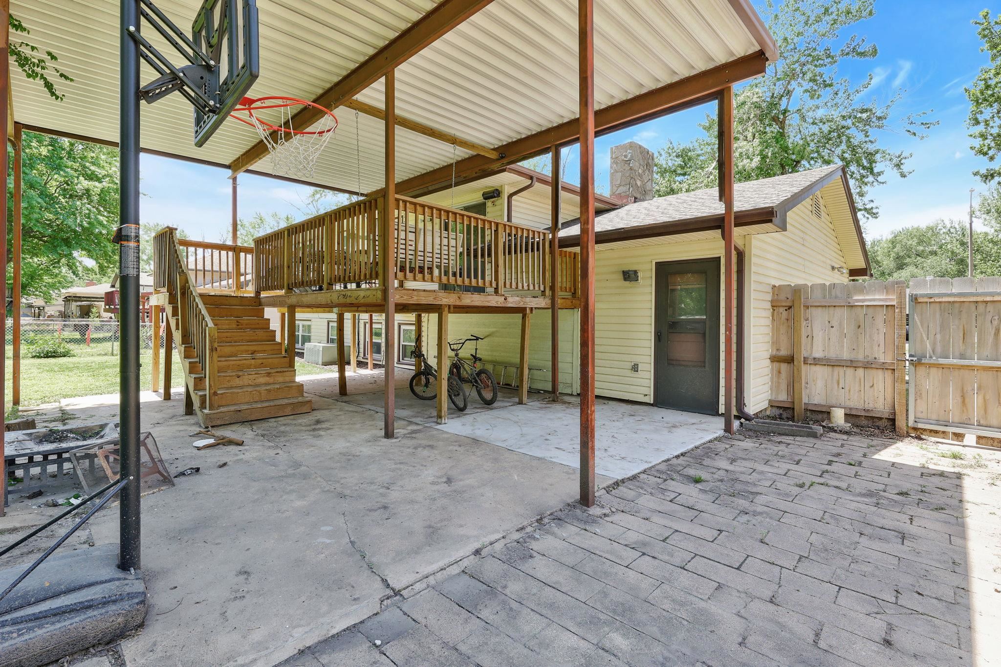 200 S Lauber Ln, Derby, Kansas image 33