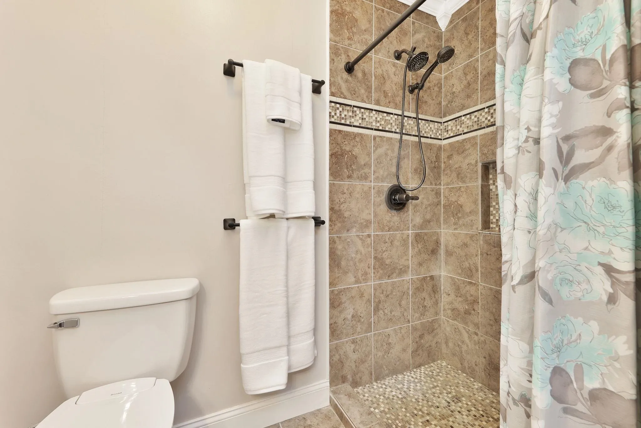 Douglass, Kansas 67039, United States, 3 Bedrooms Bedrooms, ,3 BathroomsBathrooms,Residential,Active,218251