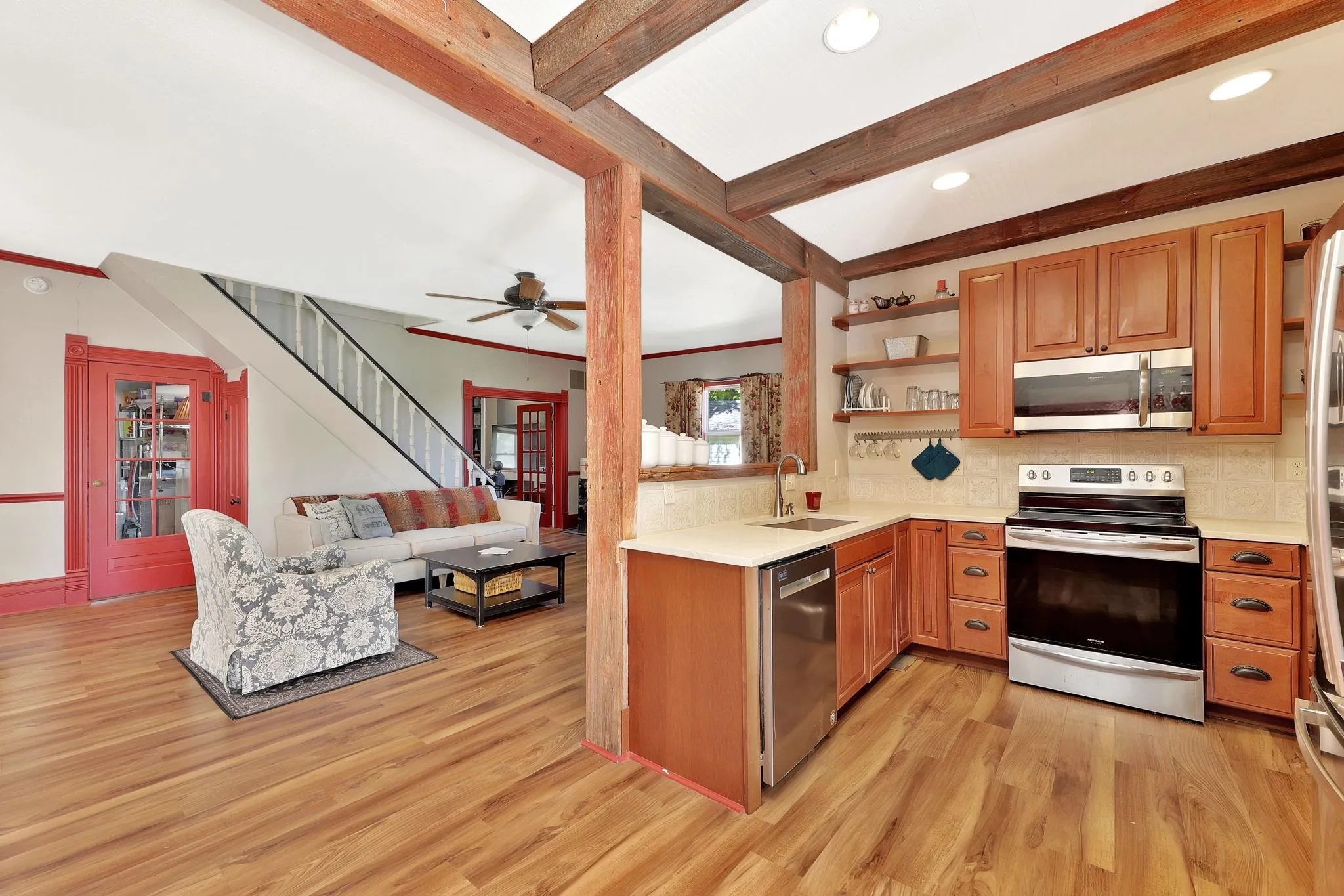 Douglass, Kansas 67039, United States, 3 Bedrooms Bedrooms, ,3 BathroomsBathrooms,Residential,Active,218251