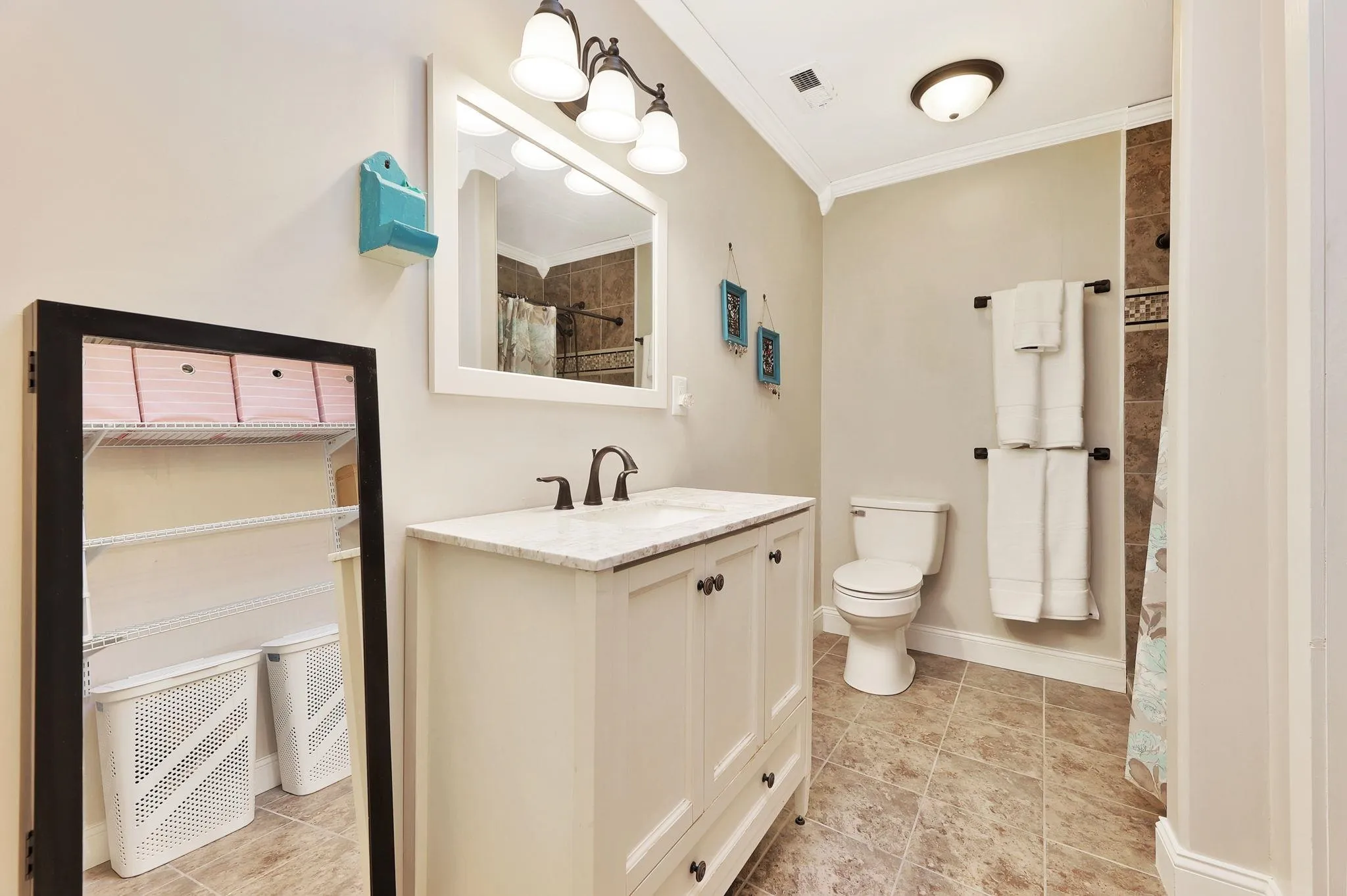 Douglass, Kansas 67039, United States, 3 Bedrooms Bedrooms, ,3 BathroomsBathrooms,Residential,Active,218251