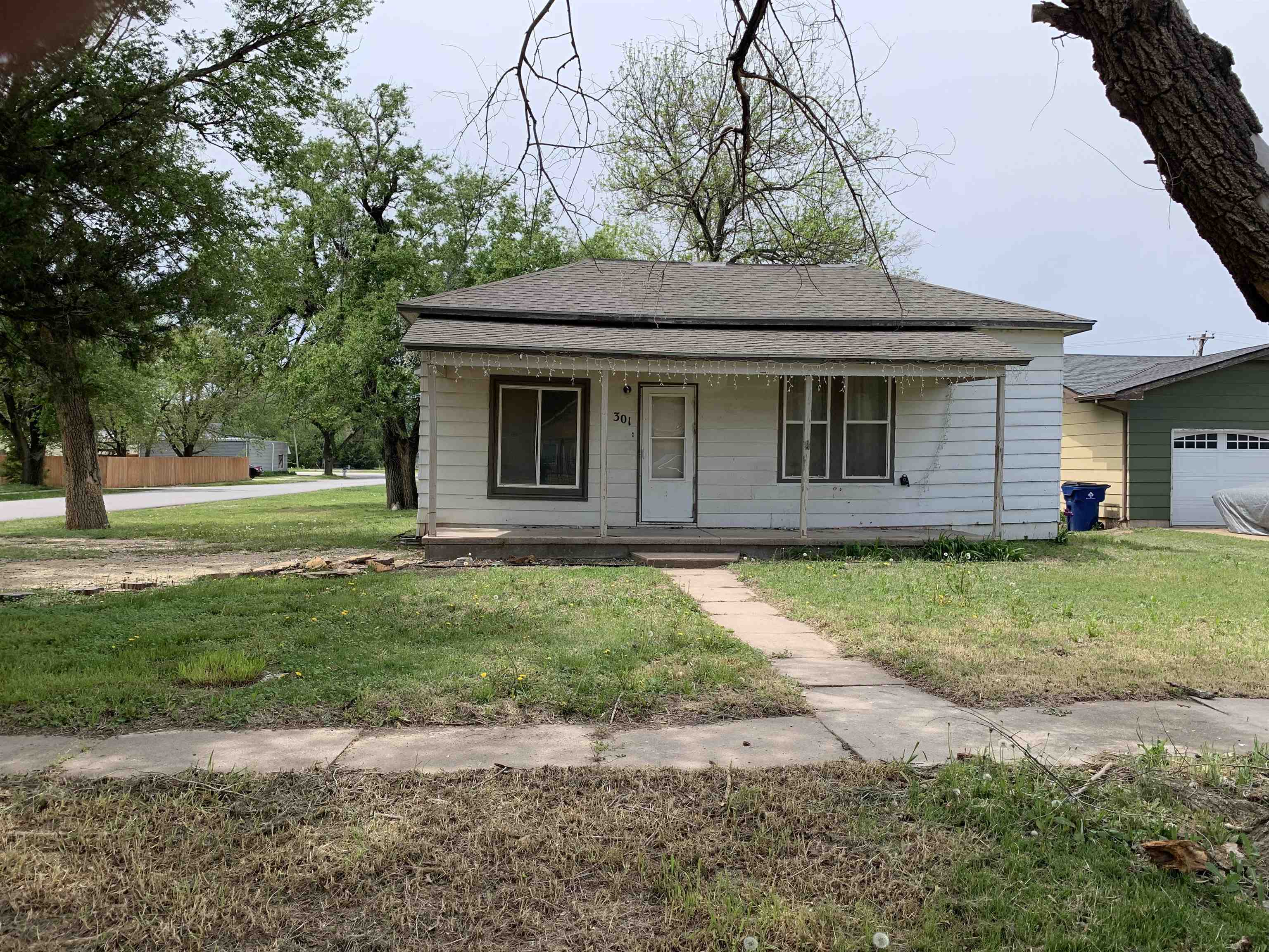 301 N Cedar St, Goddard, Kansas image 1