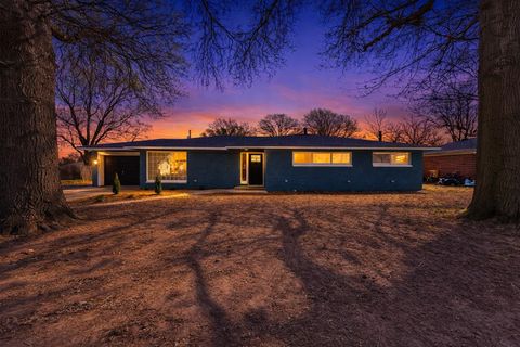 Homes For Sale - 632 N Wolf St<br/> Sedgwick County, Cheney, KS 67025