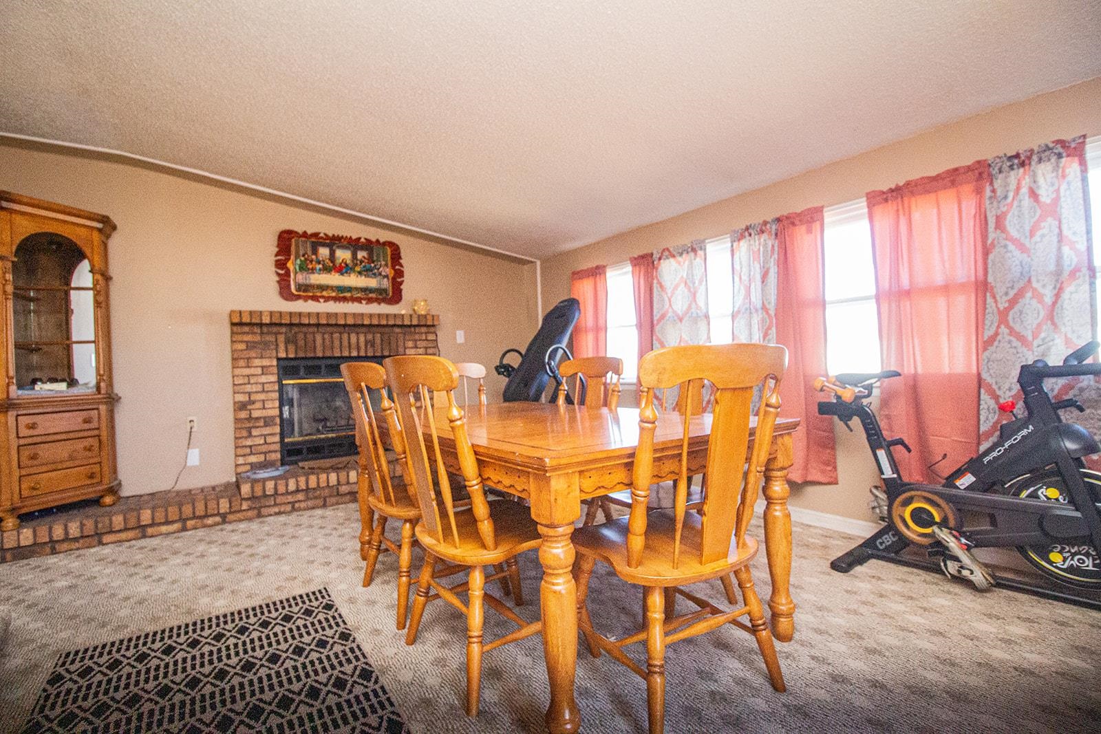 405 Hart Ave, Salina, Kansas image 24