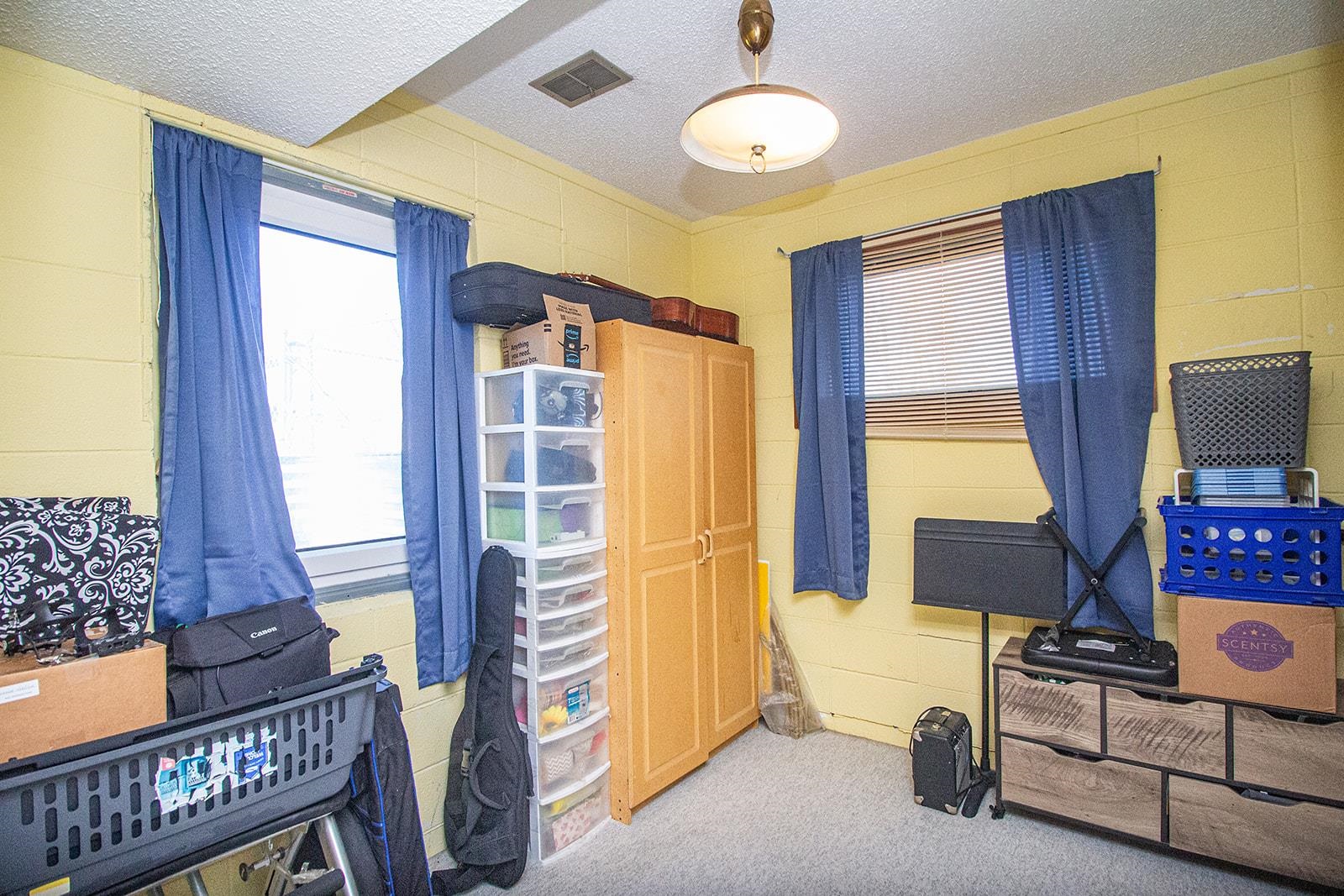 405 Hart Ave, Salina, Kansas image 14