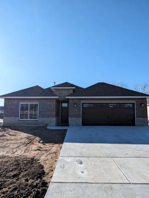 729 N Cedar Down Cir, Wichita, KS 67235 - MLS#: 650199