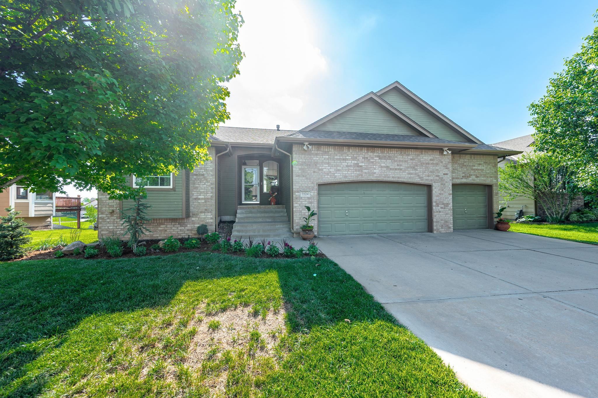 2124 N Woodard St, Derby, Kansas image 1