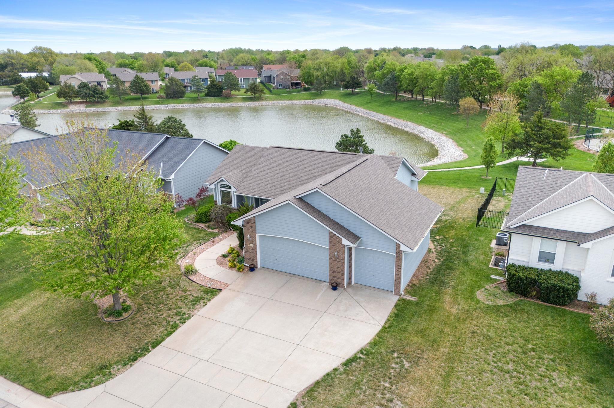 2530 S Westgate St, Wichita, Kansas image 2