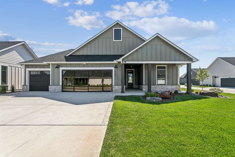 Townhouse For Sale - 4534 N Sandkey St<br/> Wichita, KS 67204
