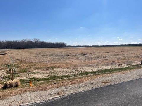 Vacant Land For Sale - LOT 18 Blk E Cedar Ranch Estates<br/> Sedgwick County, Derby, KS 67037