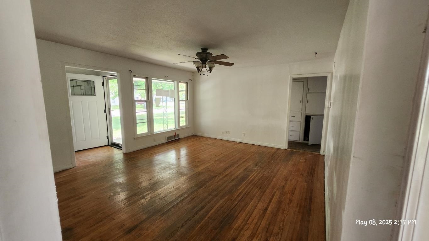 2373 S Estelle St, Wichita, Virginia image 14