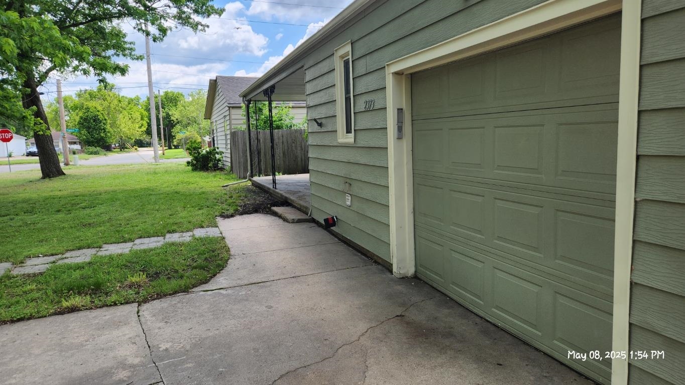 2373 S Estelle St, Wichita, Virginia image 6