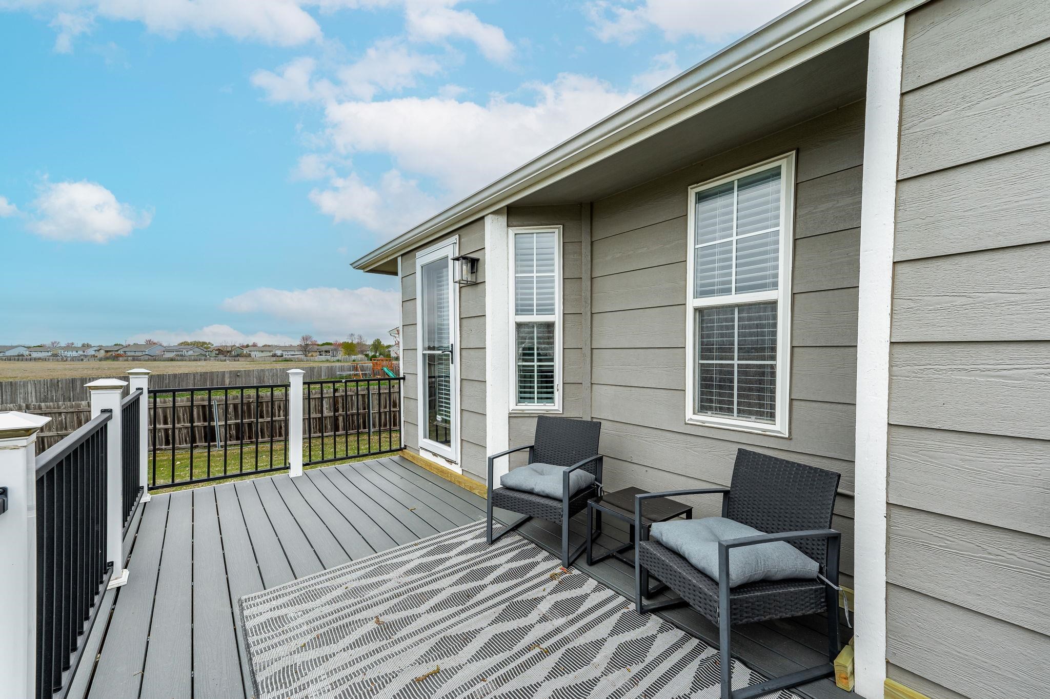 Wichita, Kansas 67209, United States, 4 Bedrooms Bedrooms, ,3 BathroomsBathrooms,Residential,Pending,61978