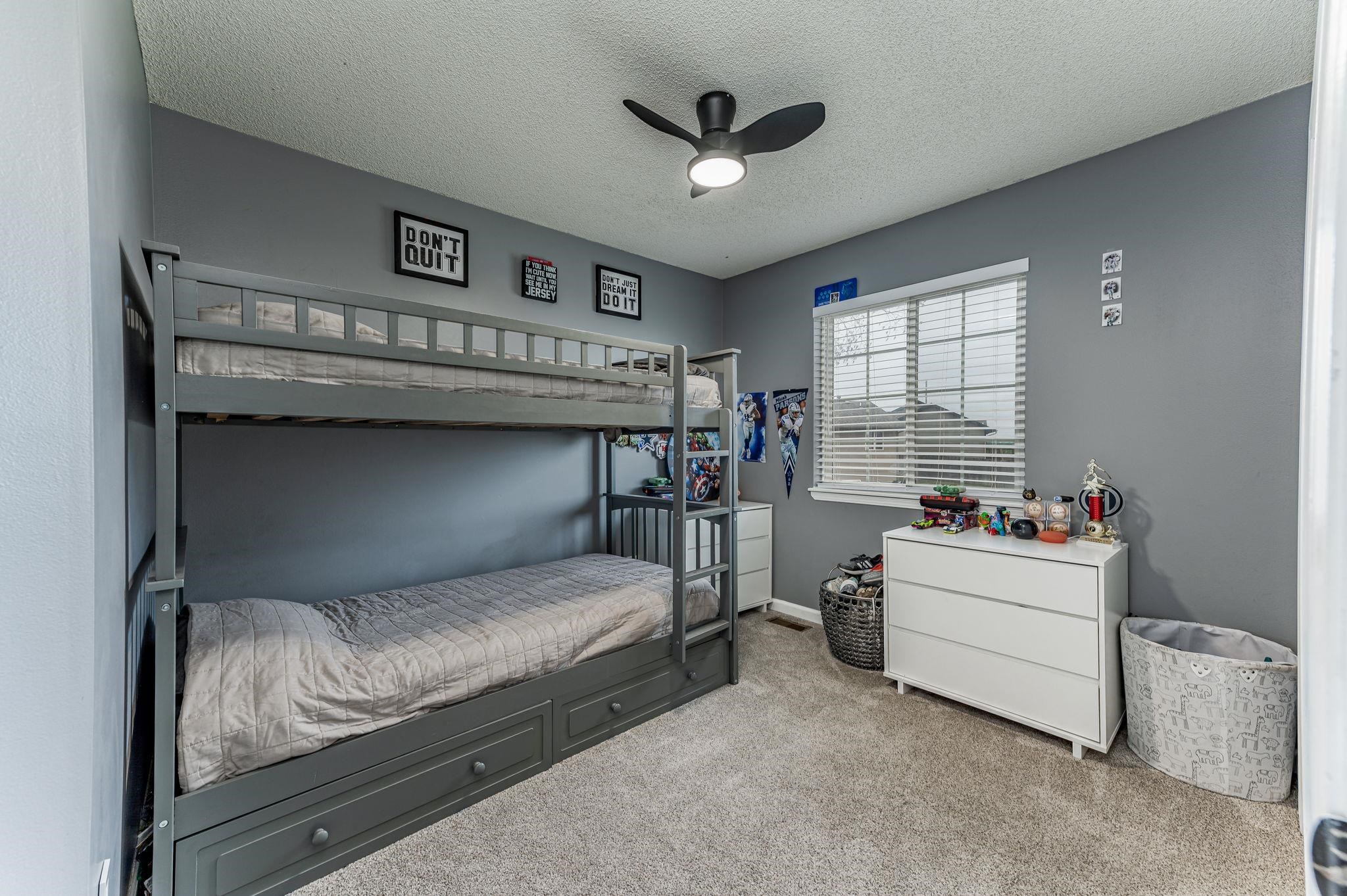 Wichita, Kansas 67209, United States, 4 Bedrooms Bedrooms, ,3 BathroomsBathrooms,Residential,Pending,61978