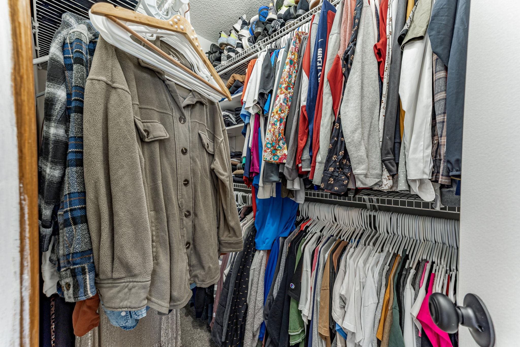 Wichita, Kansas 67209, United States, 4 Bedrooms Bedrooms, ,3 BathroomsBathrooms,Residential,Pending,61978