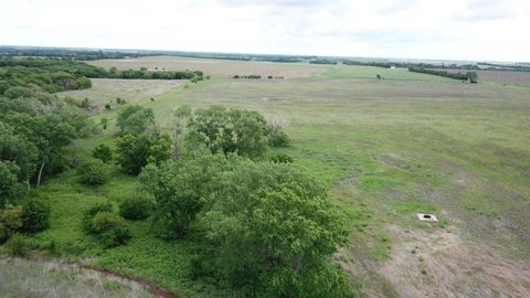 Vacant Land For Sale - 00000 S Woodlawn<br/> Oxford, KS 67119