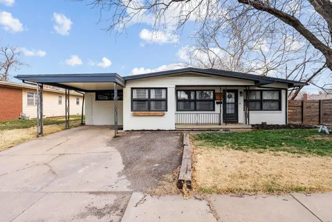 2238 W Manhattan Dr, Wichita, KS MLS: 652709