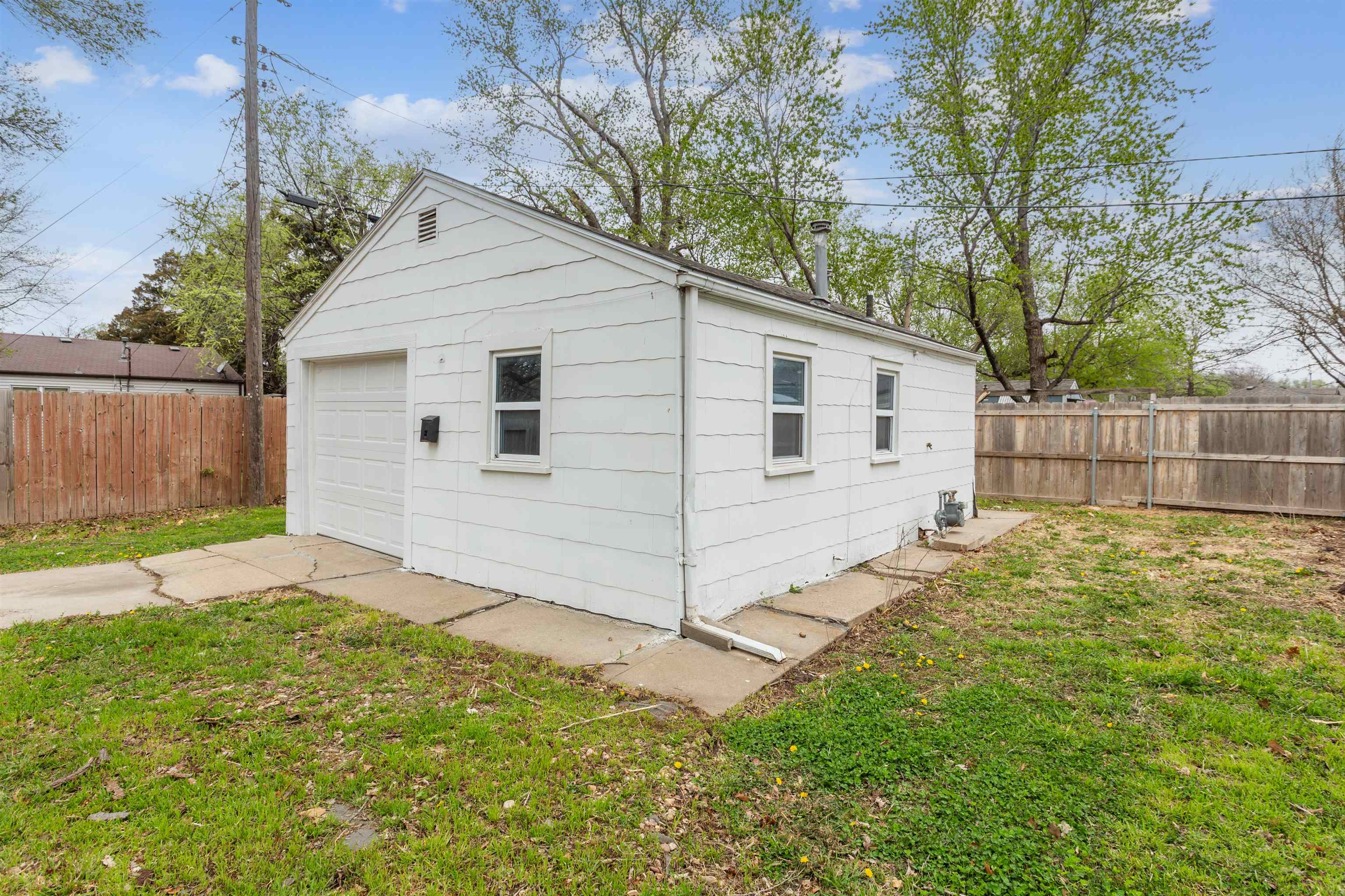 2755 S Greenwood Ave, Wichita, Kansas image 22