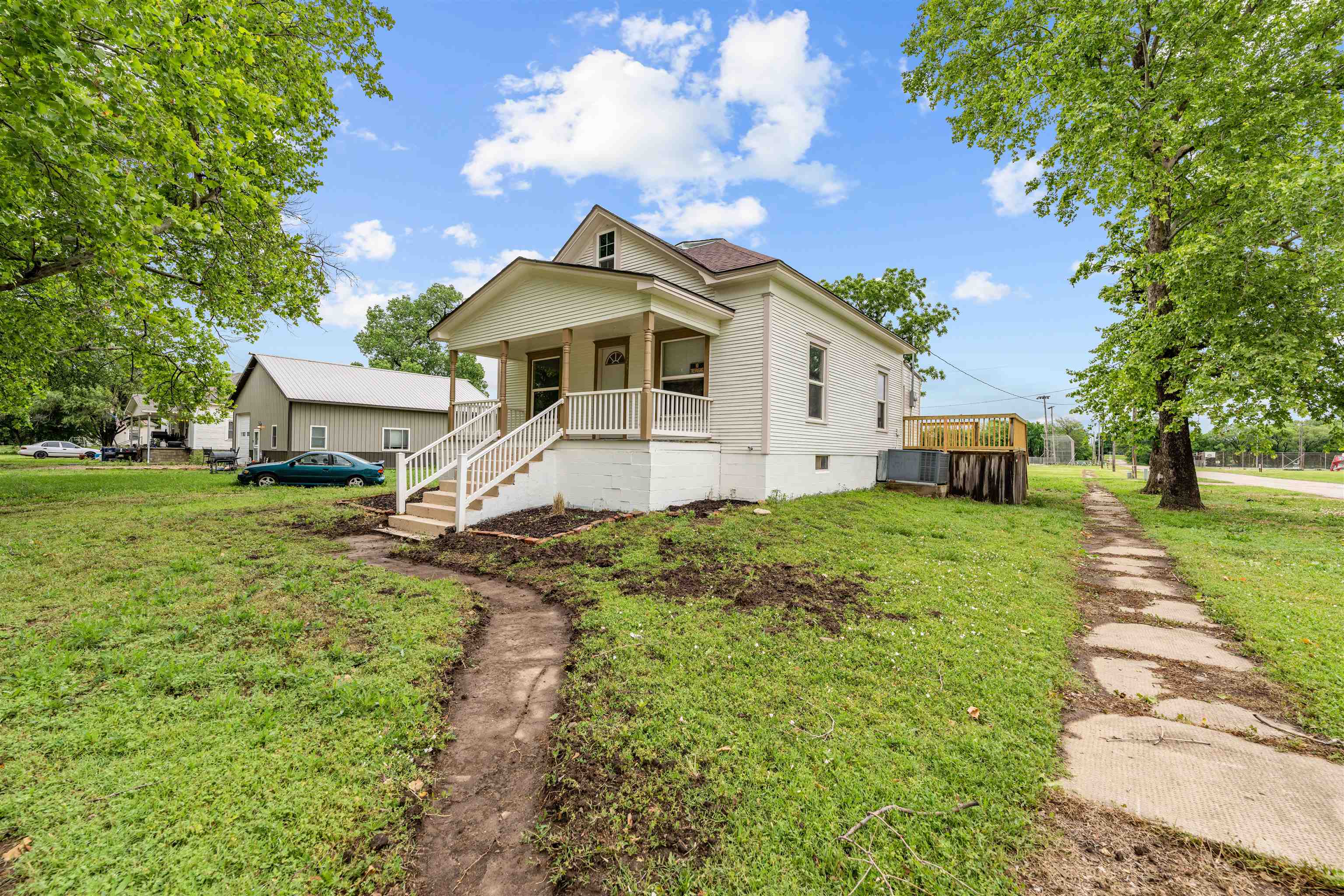 123 King St, Gypsum, Kansas image 2
