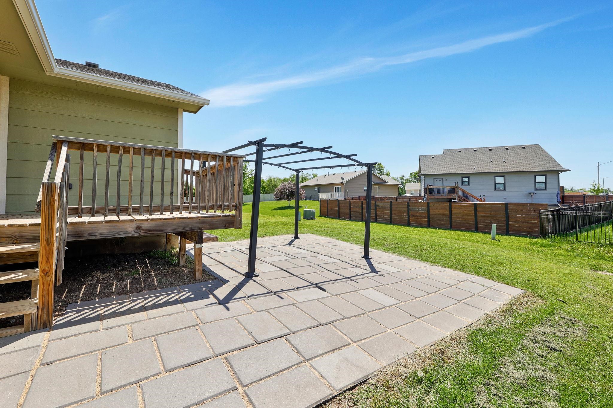 638 N Redbud Ct, Valley Center, Kansas image 26