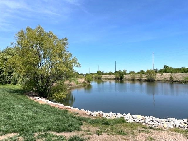 638 N Redbud Ct, Valley Center, Kansas image 34