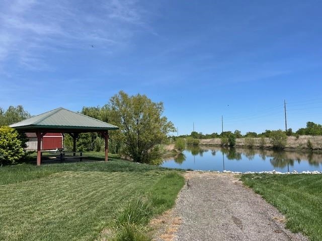 638 N Redbud Ct, Valley Center, Kansas image 32