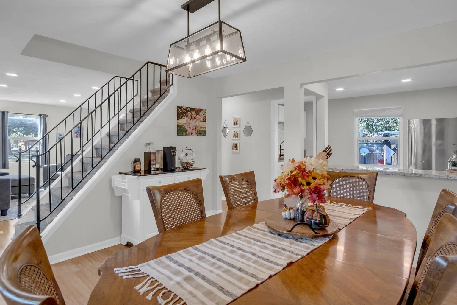 Derby, Kansas 67037, United States, 3 Bedrooms Bedrooms, ,2 BathroomsBathrooms,Residential,Pending,38681