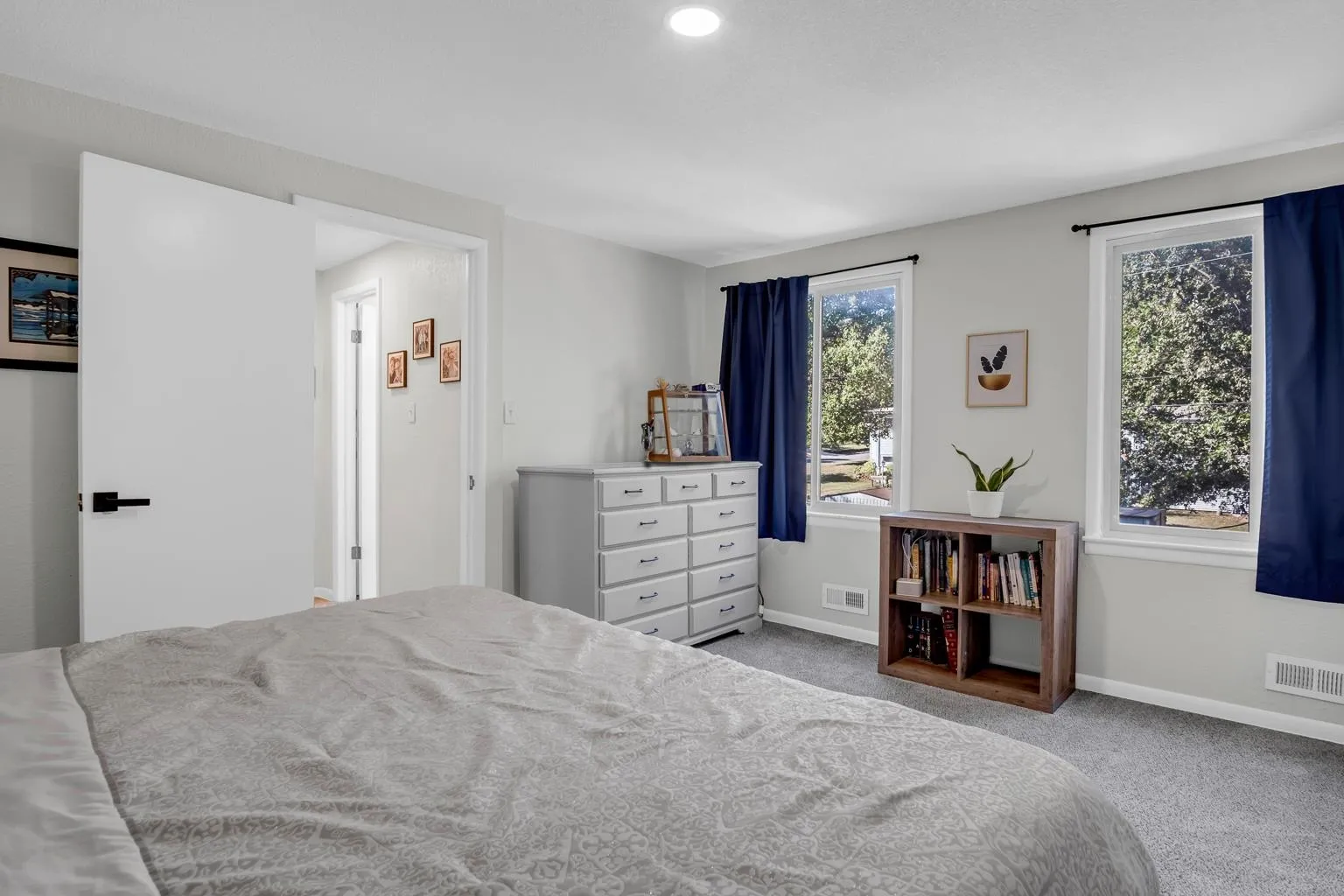 Derby, Kansas 67037, United States, 3 Bedrooms Bedrooms, ,2 BathroomsBathrooms,Residential,Pending,38681