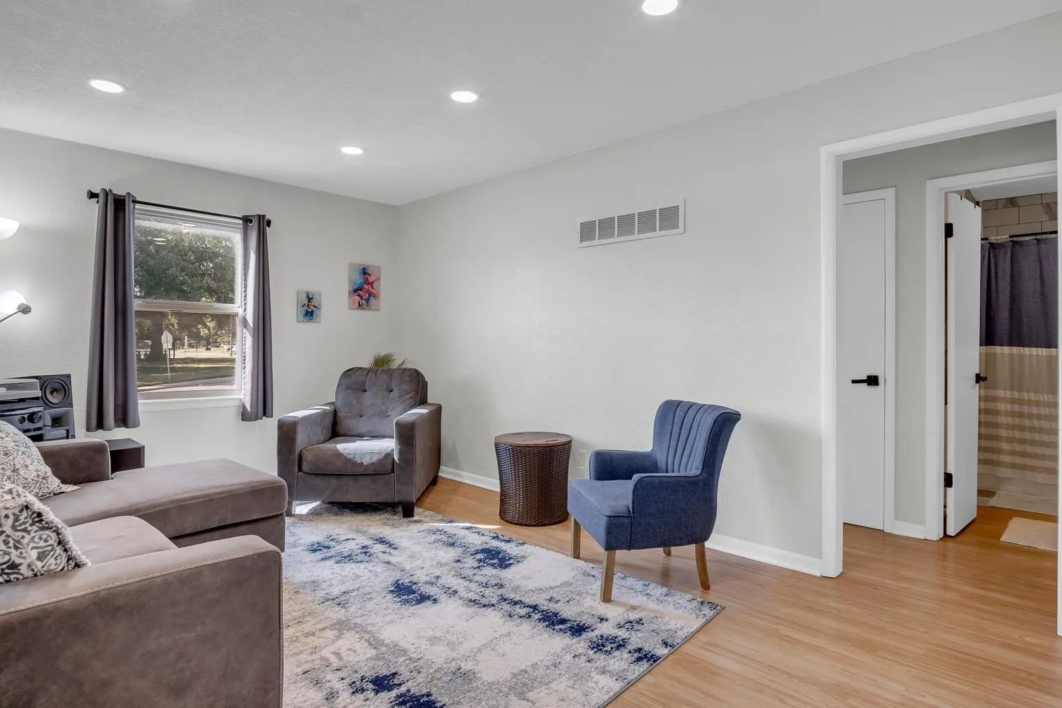 Derby, Kansas 67037, United States, 3 Bedrooms Bedrooms, ,2 BathroomsBathrooms,Residential,Pending,38681