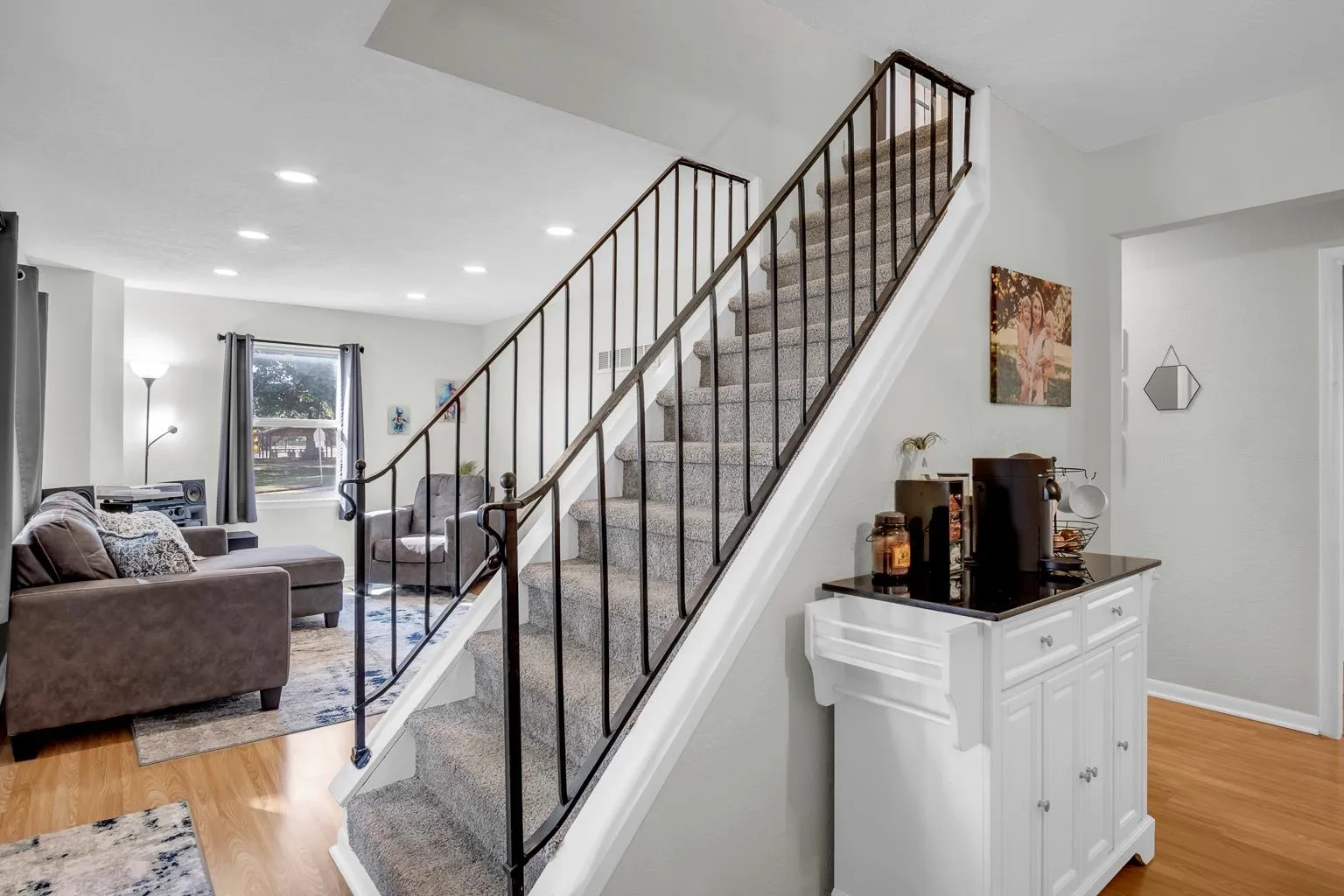 Derby, Kansas 67037, United States, 3 Bedrooms Bedrooms, ,2 BathroomsBathrooms,Residential,Pending,38681