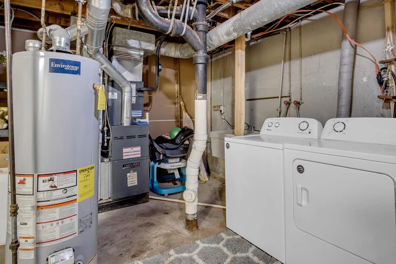 Derby, Kansas 67037, United States, 3 Bedrooms Bedrooms, ,2 BathroomsBathrooms,Residential,Pending,38681