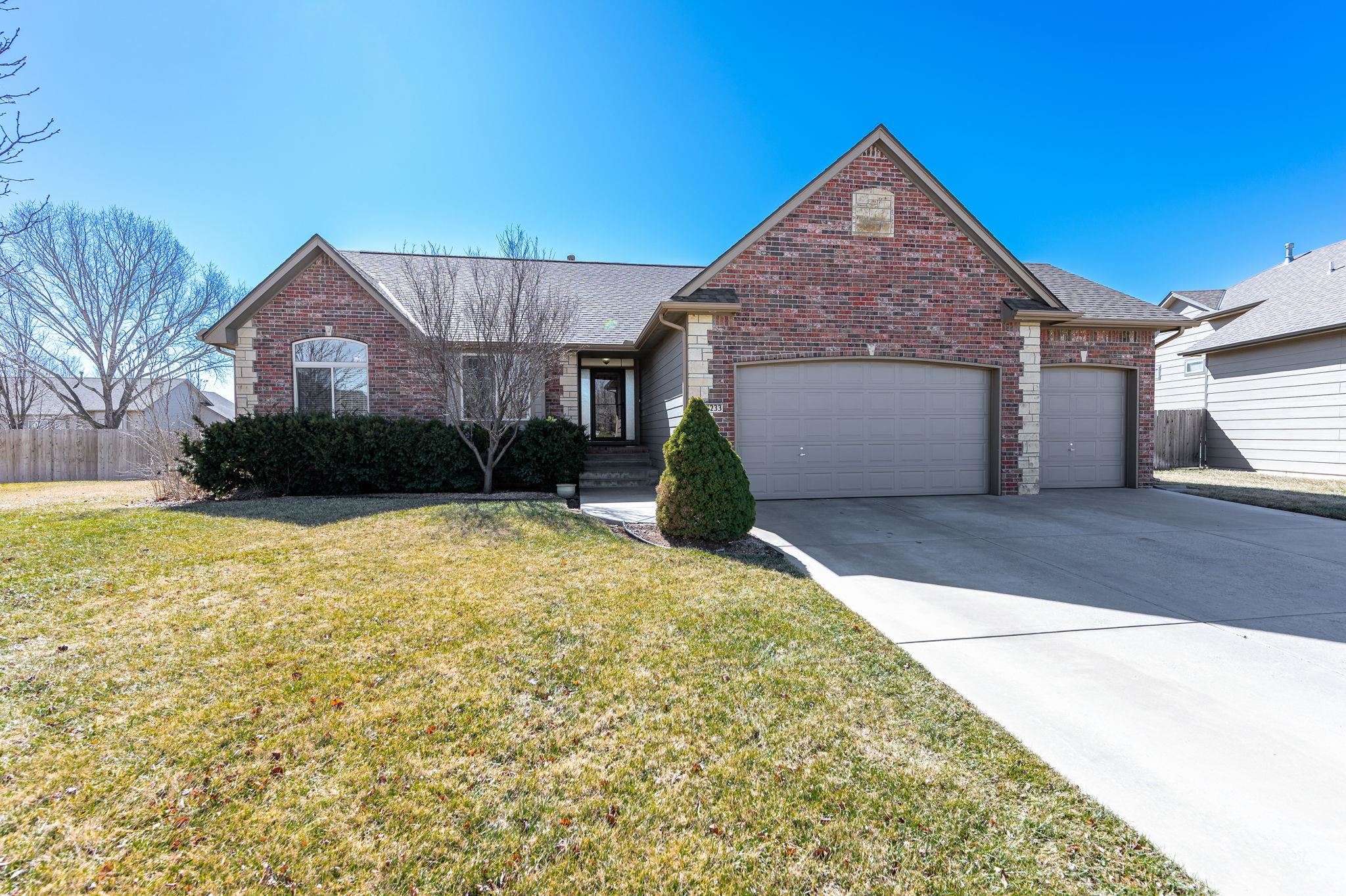 14233 W Burton Ct, Wichita, Kansas image 2