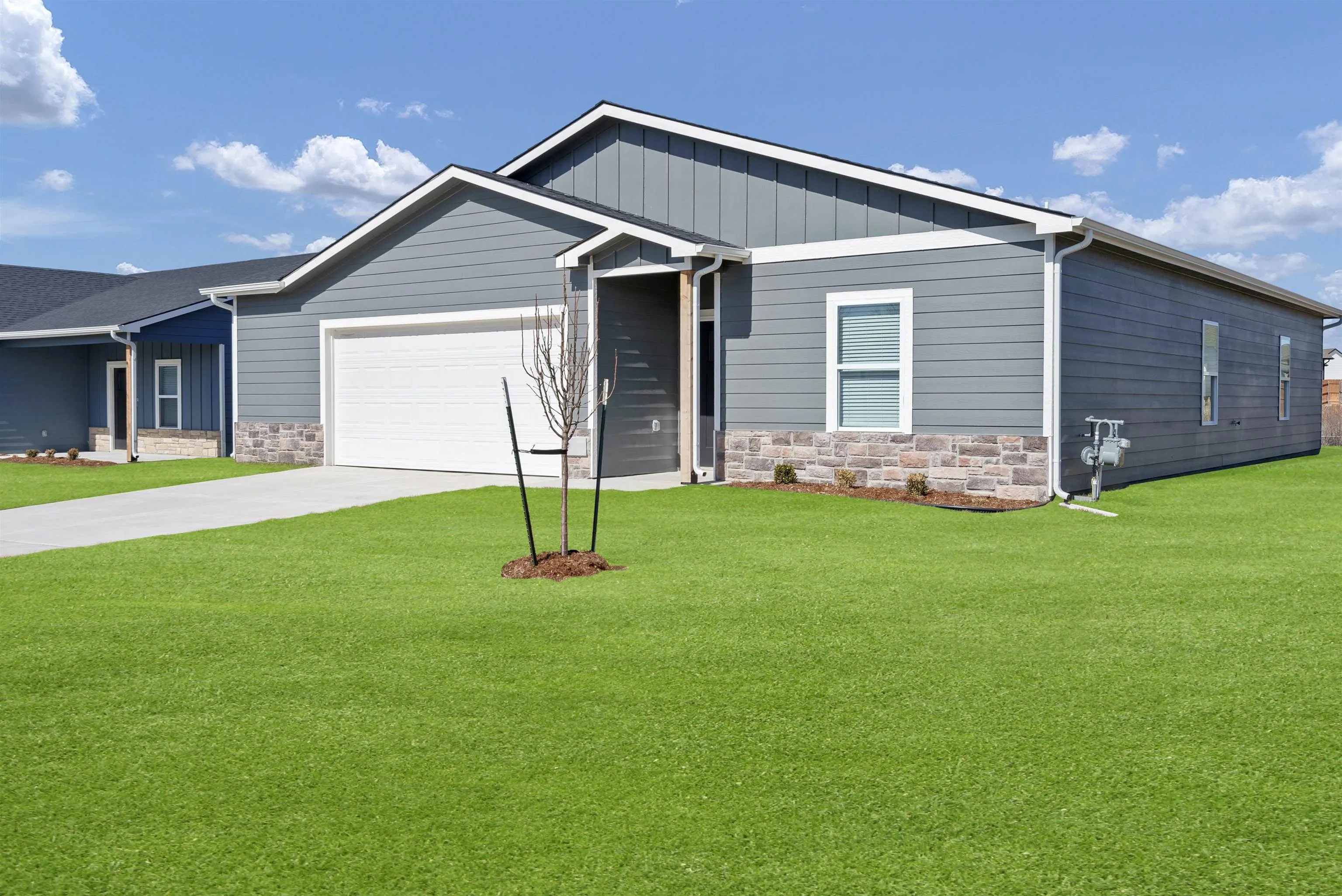 Valley Center, Kansas 67147, United States, 4 Bedrooms Bedrooms, ,2 BathroomsBathrooms,Residential,Active,47166