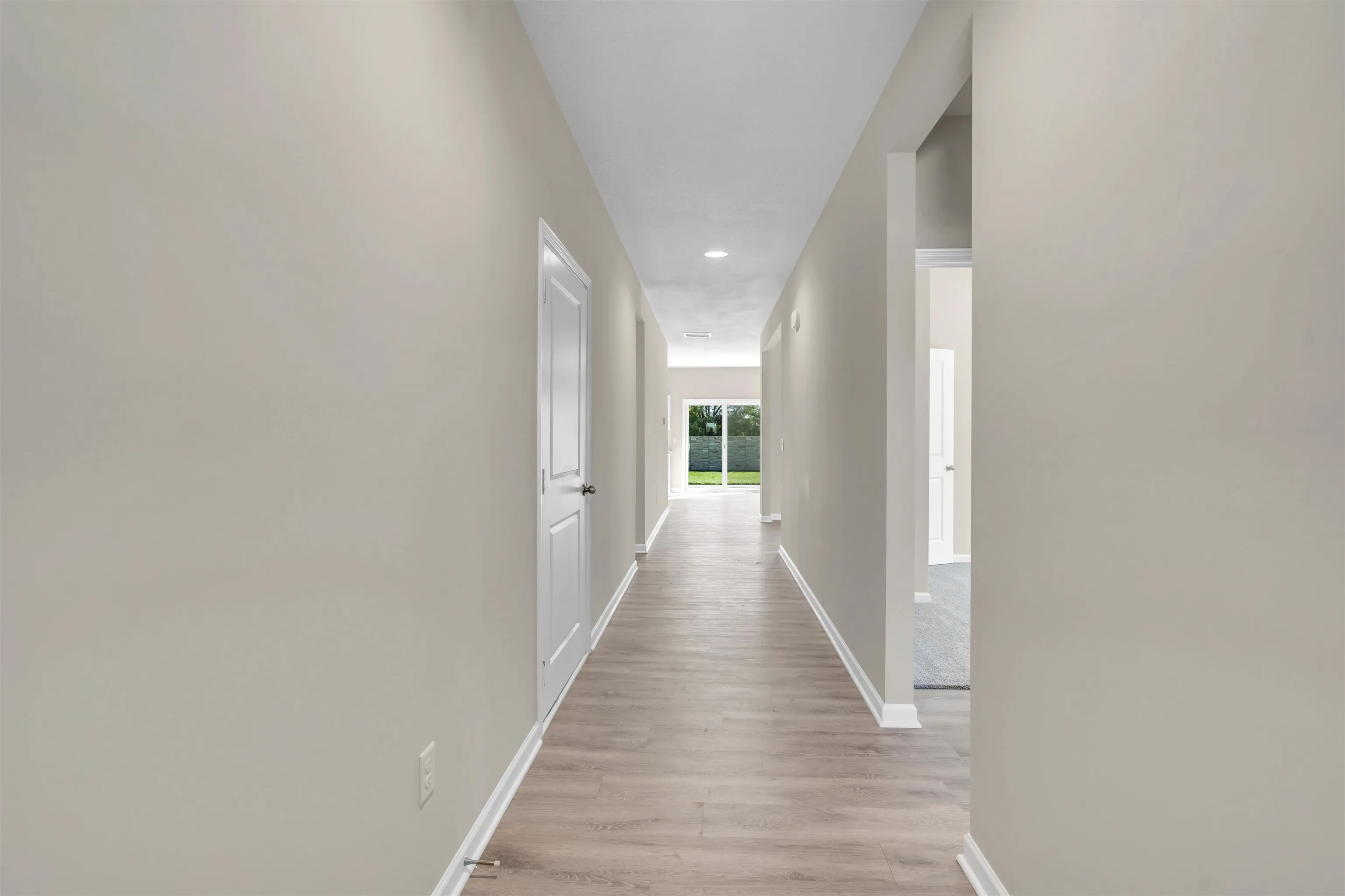 Valley Center, Kansas 67147, United States, 4 Bedrooms Bedrooms, ,2 BathroomsBathrooms,Residential,Active,47166