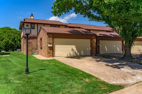 Homes For Sale - 8917 W Harvest Ln<br/> Wichita, KS 67212