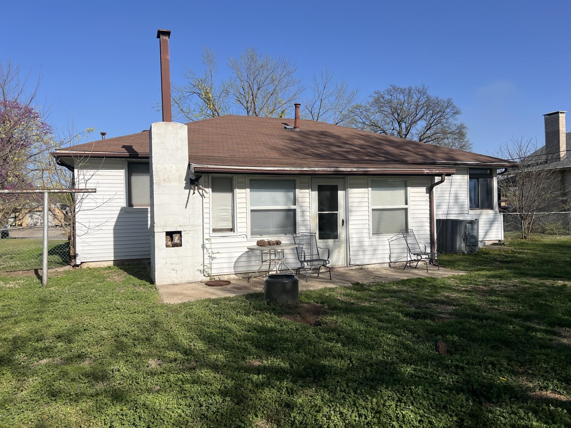 1411 Cherry St, Winfield, Kansas image 26