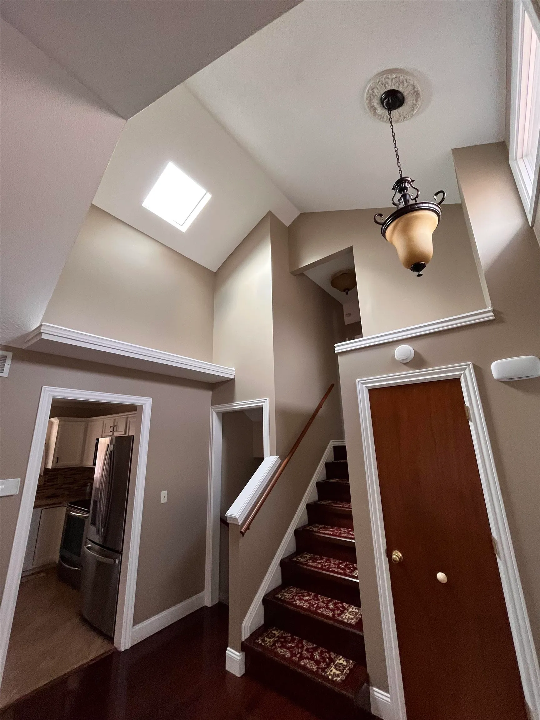 Wichita, Kansas 67210, United States, 4 Bedrooms Bedrooms, ,3 BathroomsBathrooms,Residential,Pending,25084