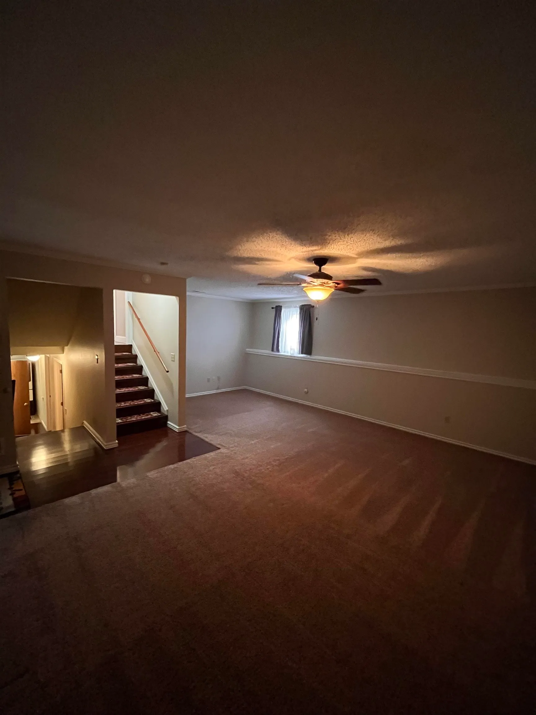 Wichita, Kansas 67210, United States, 4 Bedrooms Bedrooms, ,3 BathroomsBathrooms,Residential,Pending,25084