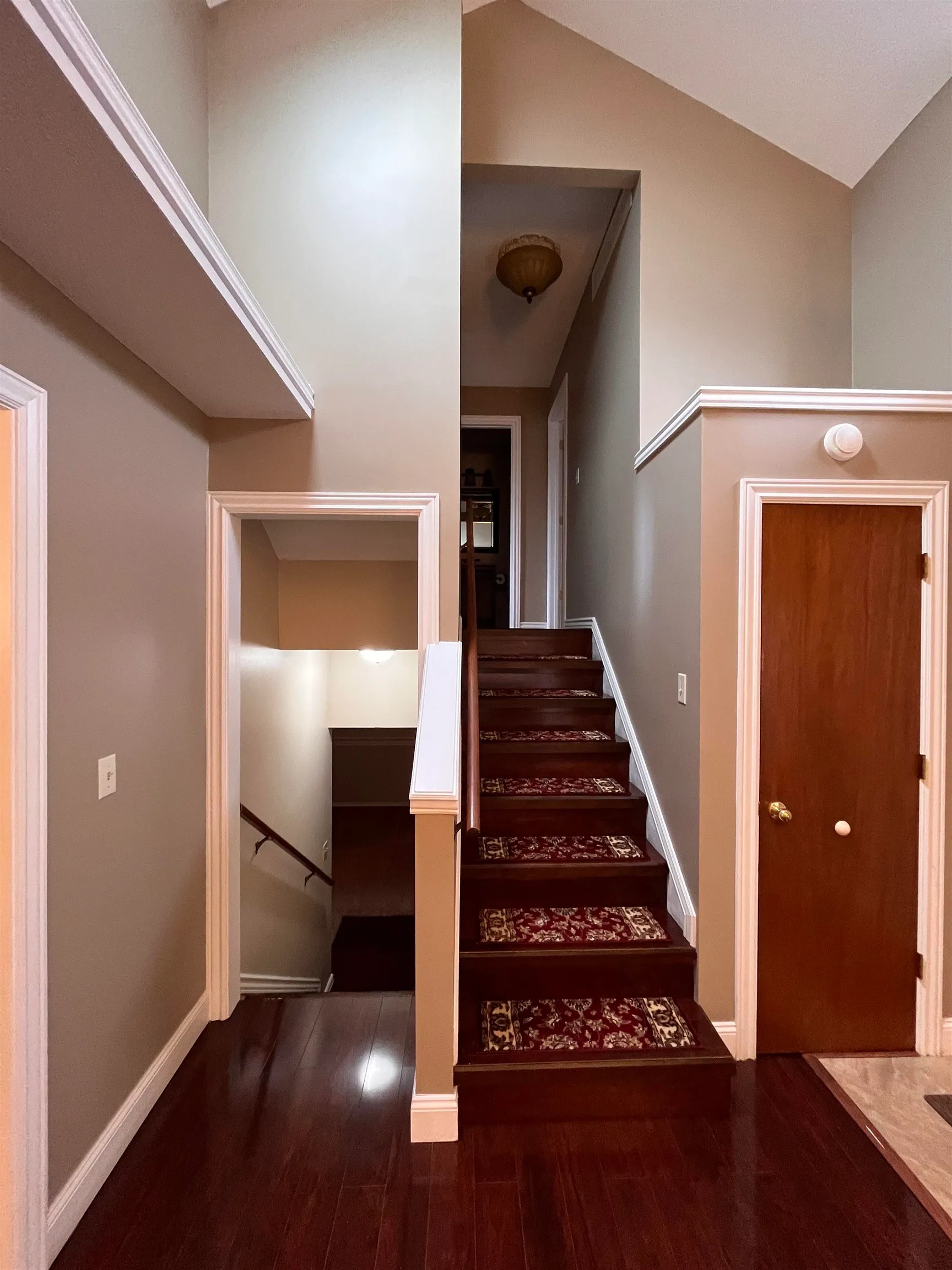 Wichita, Kansas 67210, United States, 4 Bedrooms Bedrooms, ,3 BathroomsBathrooms,Residential,Pending,25084