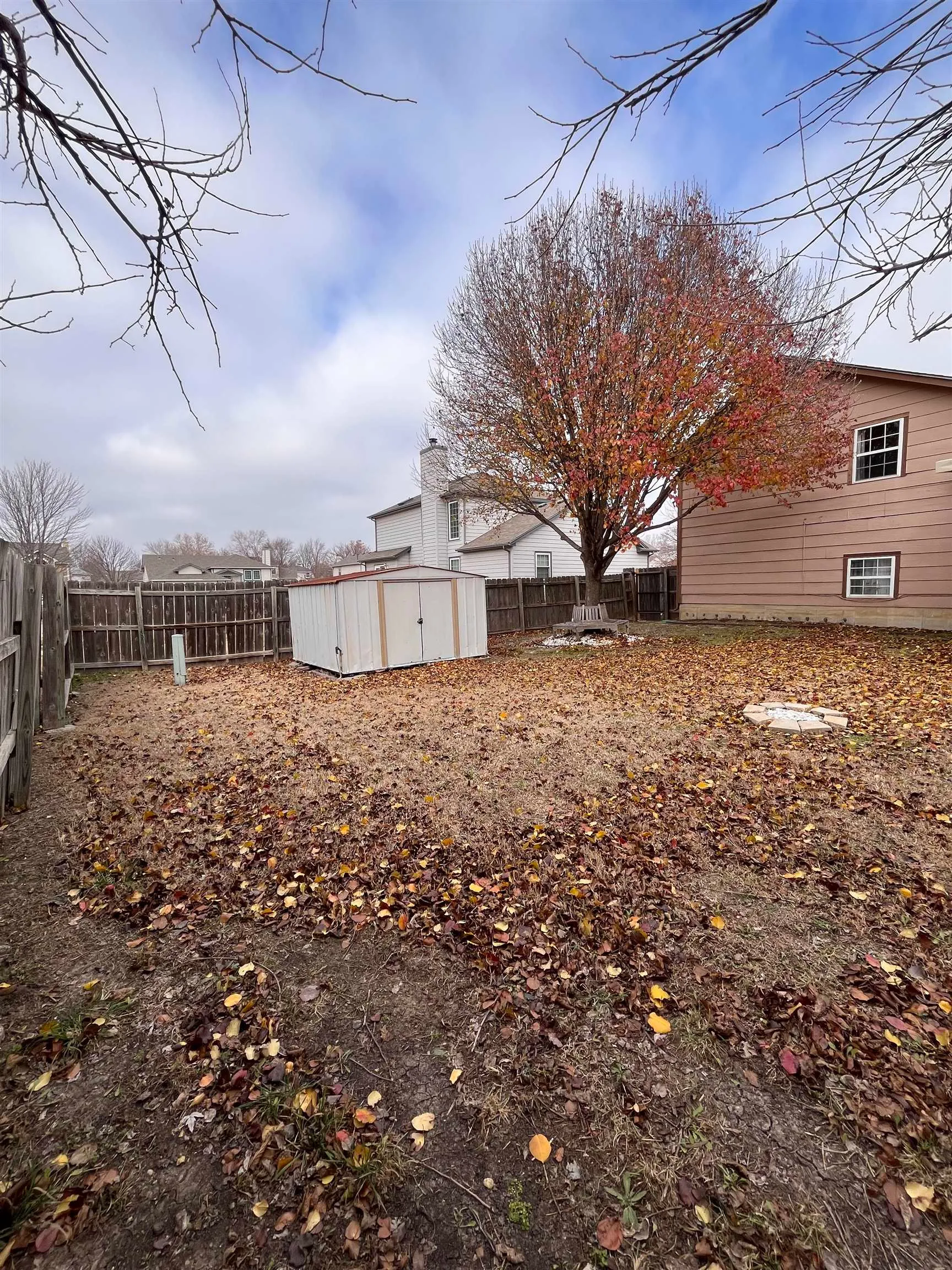 Wichita, Kansas 67210, United States, 4 Bedrooms Bedrooms, ,3 BathroomsBathrooms,Residential,Pending,25084