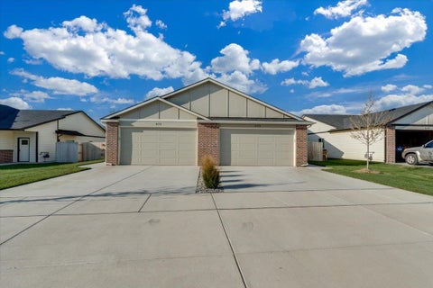 Multifamily For Sale - 432 Briarbrook Ln<br/> Park City, KS 67147