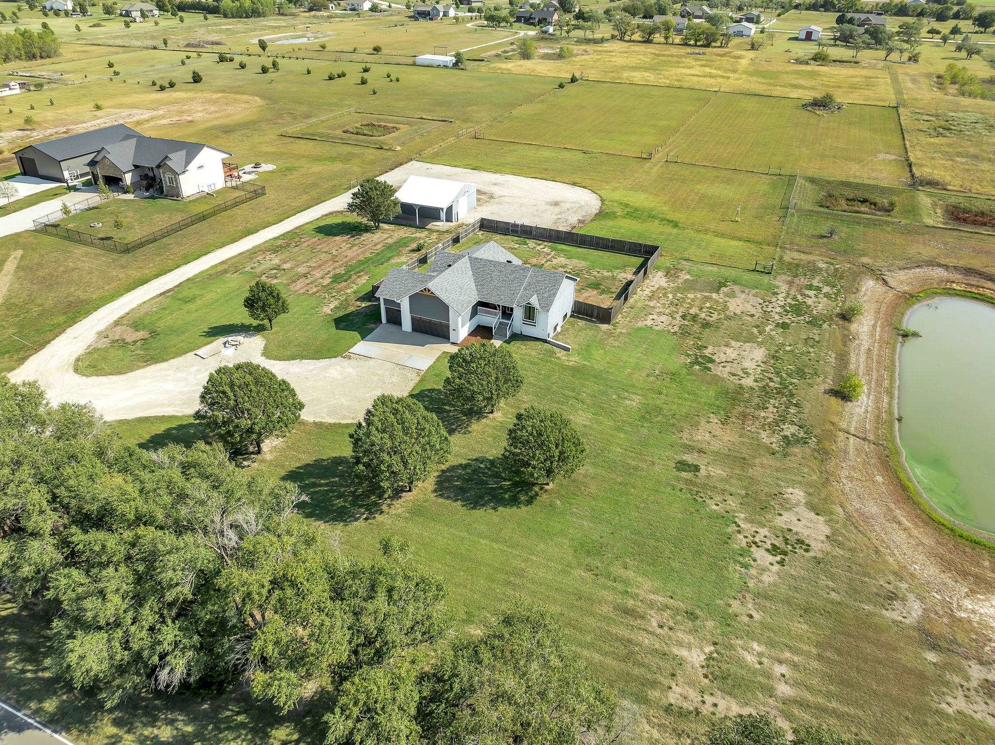 9464 S Meridian St, Haysville, Kansas image 32