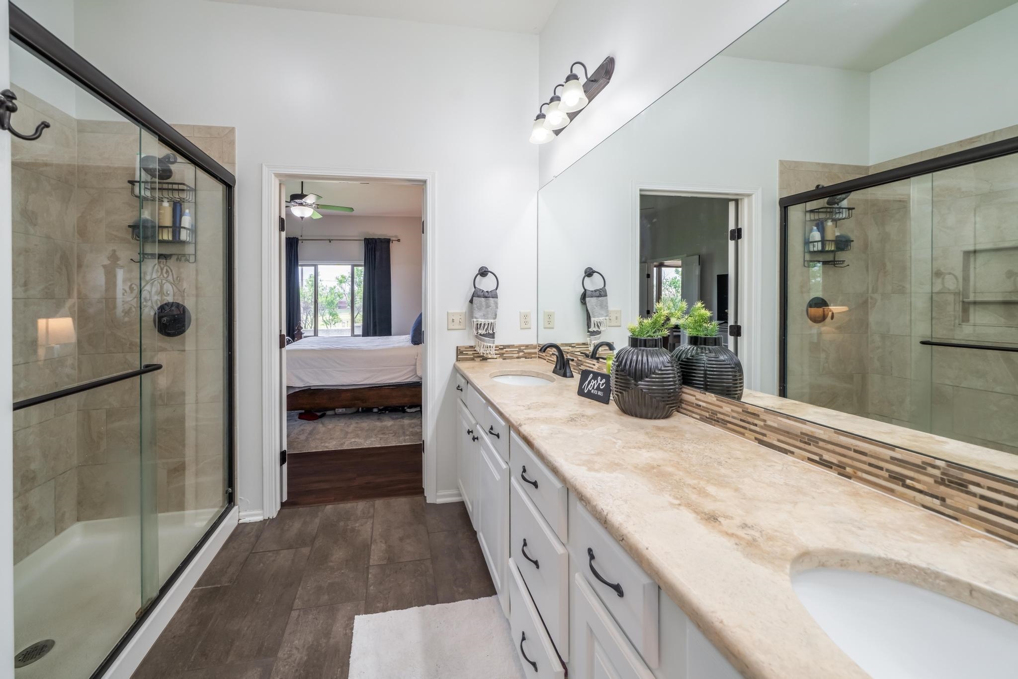 1009 E Rosemont Ct, Andover, Virginia image 19