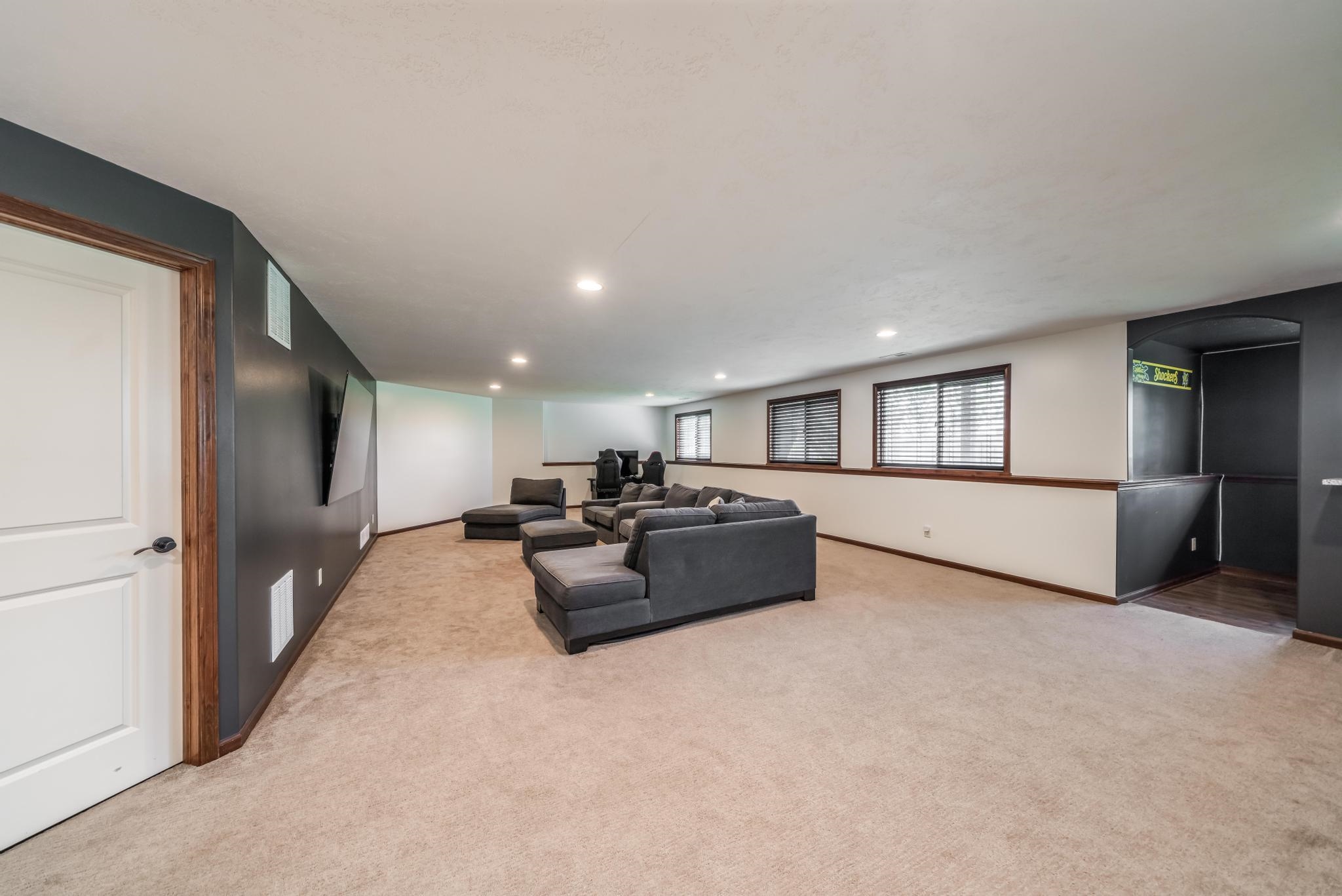 1009 E Rosemont Ct, Andover, Virginia image 25