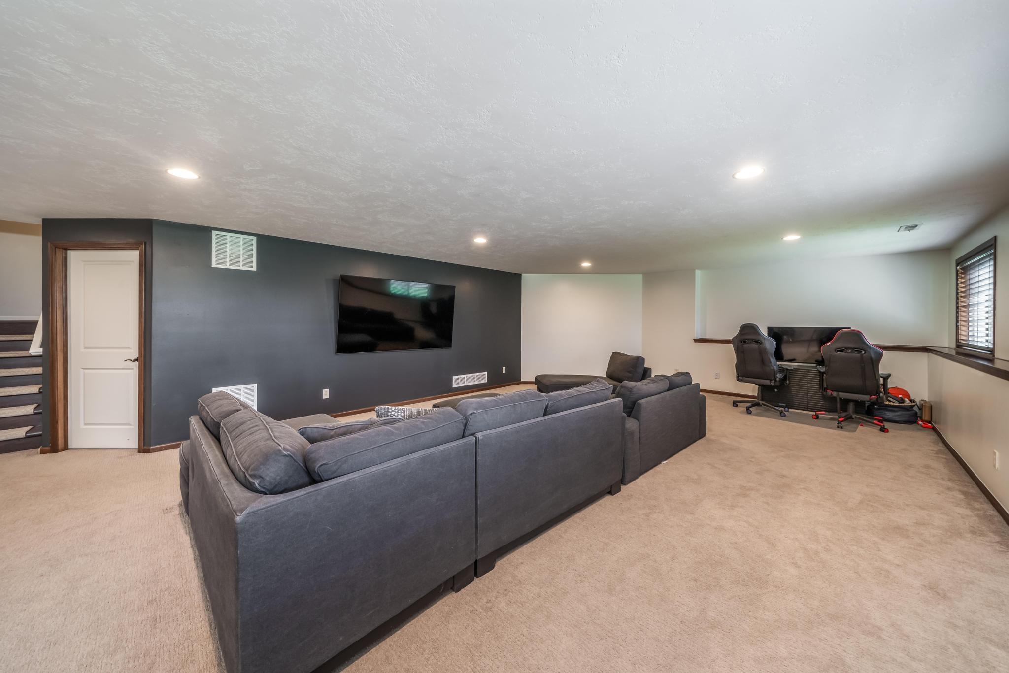 1009 E Rosemont Ct, Andover, Virginia image 26