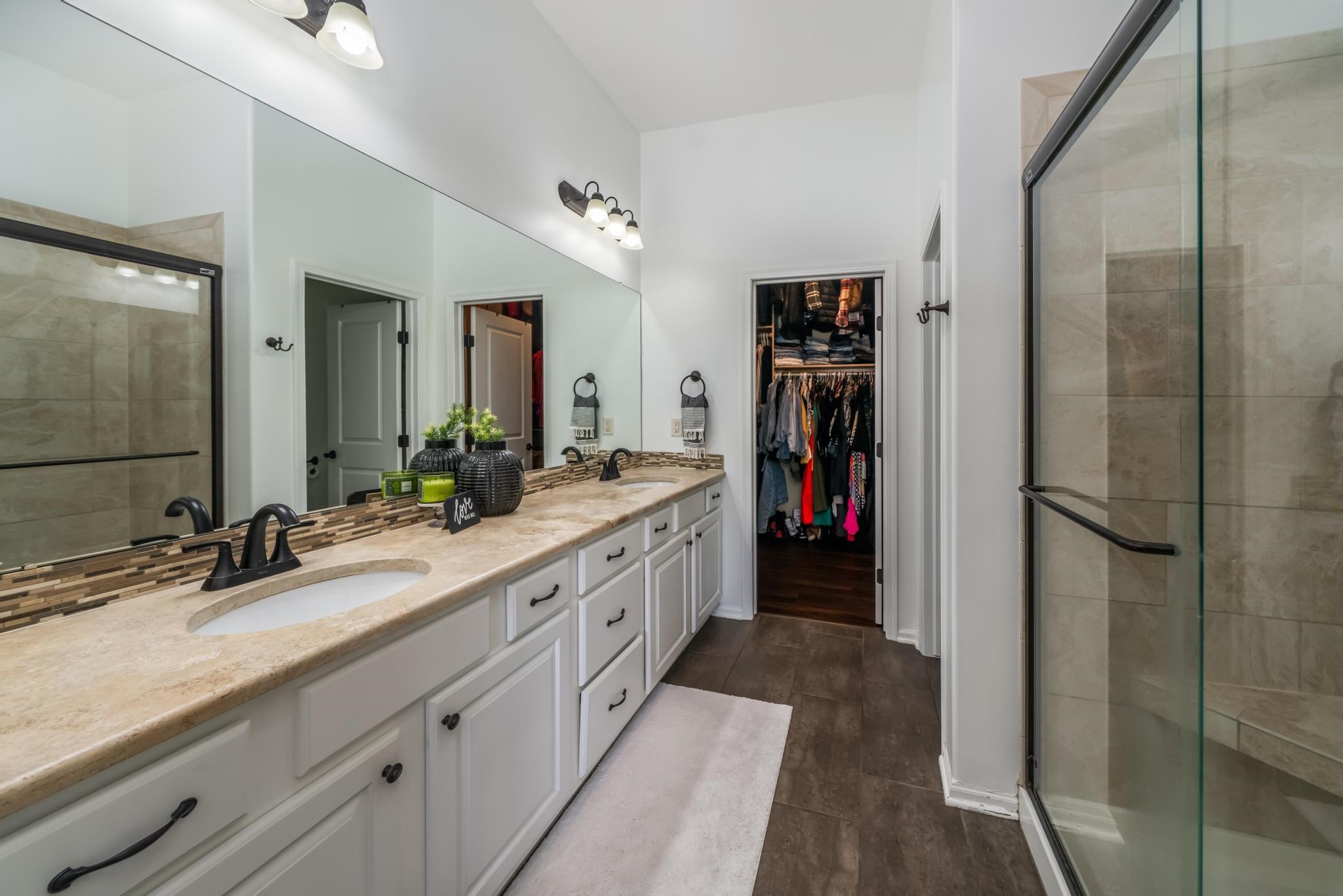 1009 E Rosemont Ct, Andover, Virginia image 18