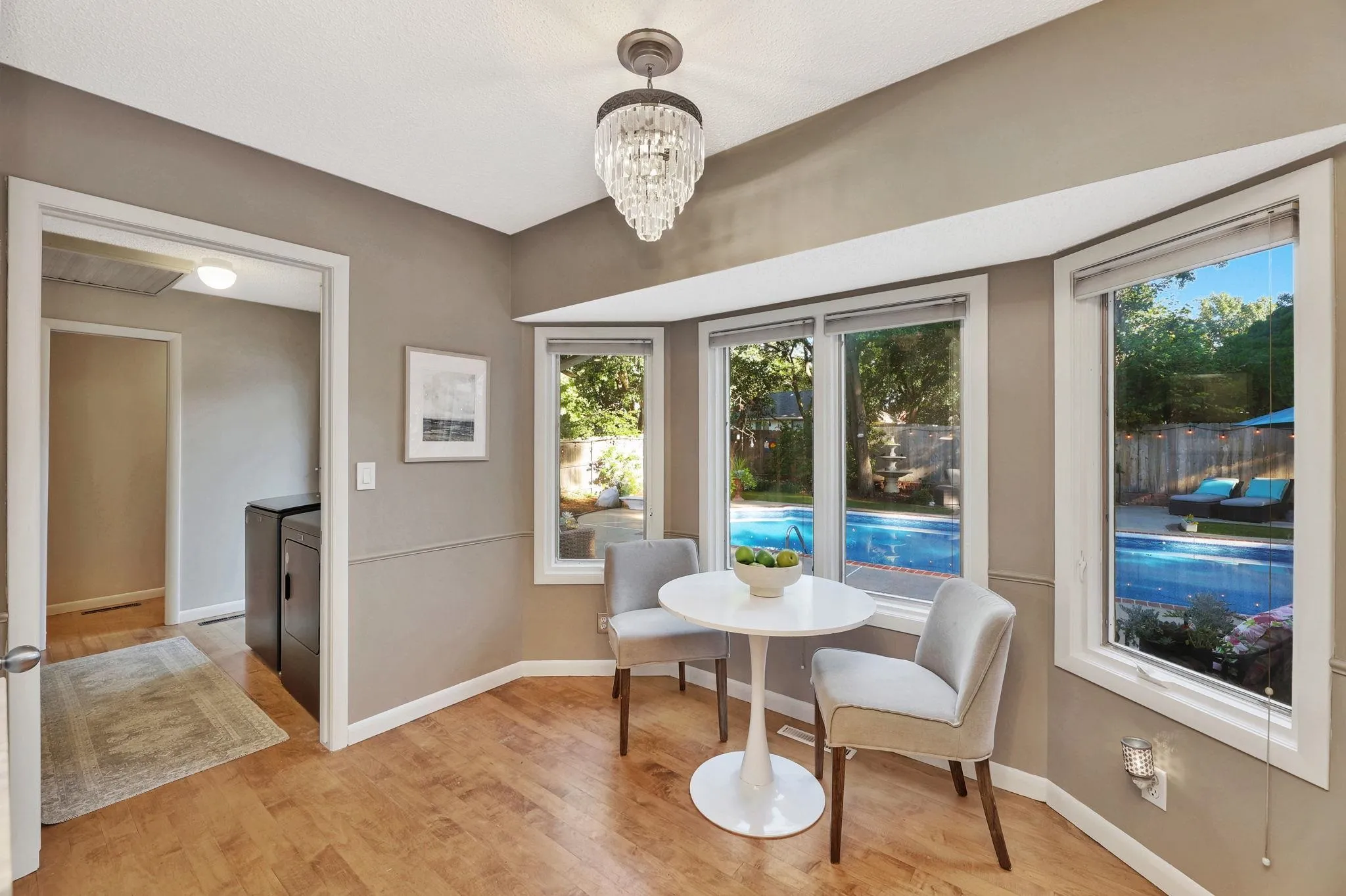 Wichita, Kansas 67206, United States, 3 Bedrooms Bedrooms, ,4 BathroomsBathrooms,Residential,Pending,41777