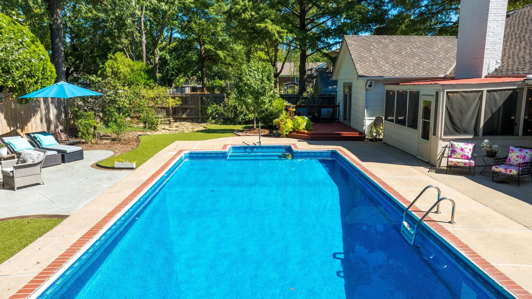 Wichita, Kansas 67206, United States, 3 Bedrooms Bedrooms, ,4 BathroomsBathrooms,Residential,Pending,41777